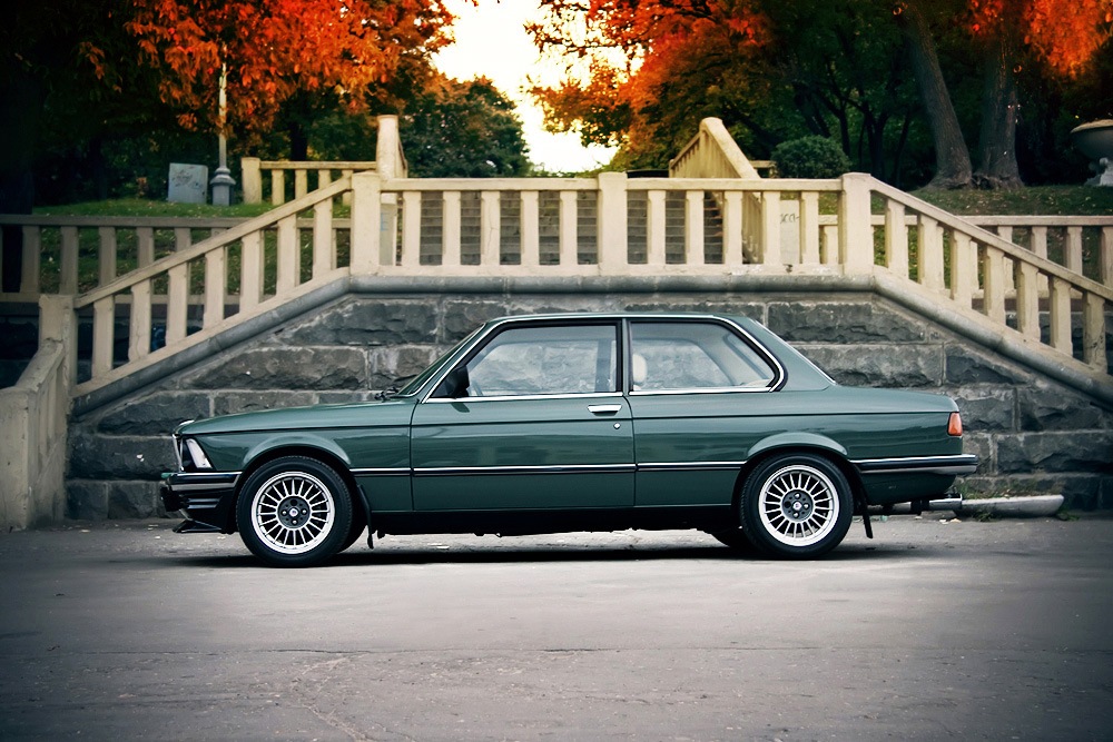 Bmw 3 series e21 фото