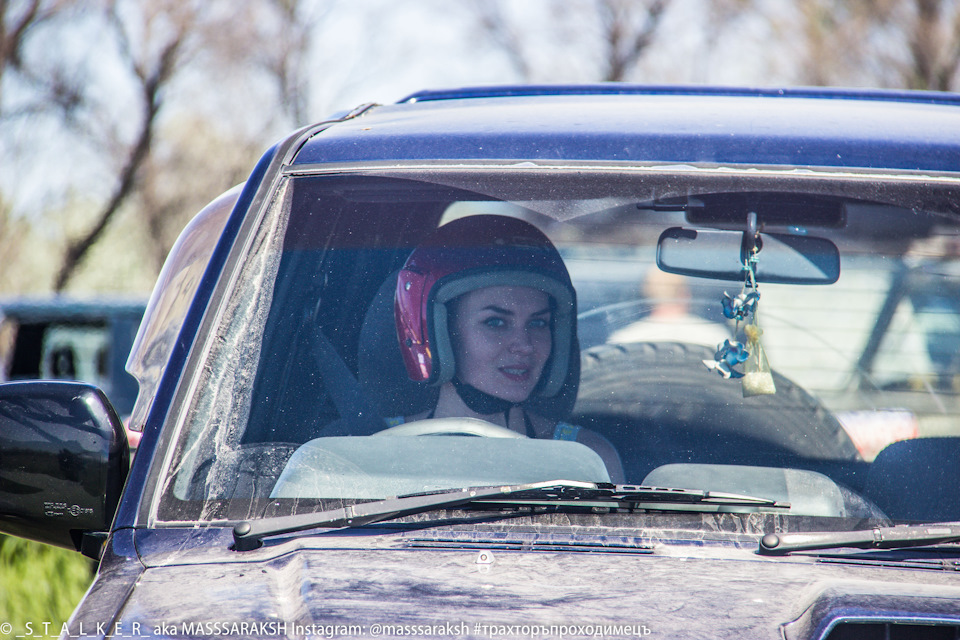 Настраиваются девочки) — Toyota Land Cruiser Prado 70-series