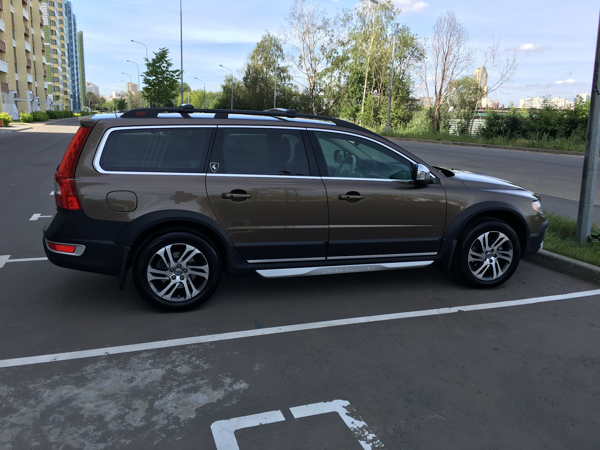 Volvo xc70 2.4 дизель. Диски Вольво xc70. Вольво хс70 2.4 дизель. Volvo xc70 Black. Xc70 II.