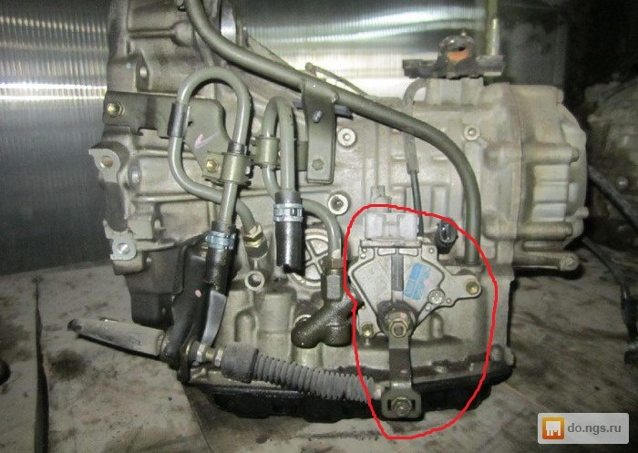 Кнопка разблокировки акпп toyota rav4. Автоматическая коробка передач ниссан санни. Датчики коробки автомат на тойота королла. Паркинг с рычагом. Rl4f03a фильтр акпп.