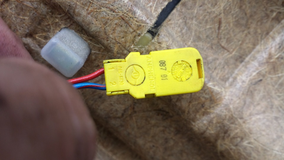 Нет звука в задних динамиках ВЧ. Начинаем дербанить двери. — BMW 5 ...