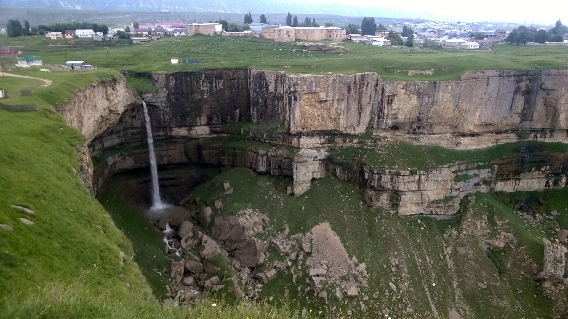 Хунзахский район водопад Тобот