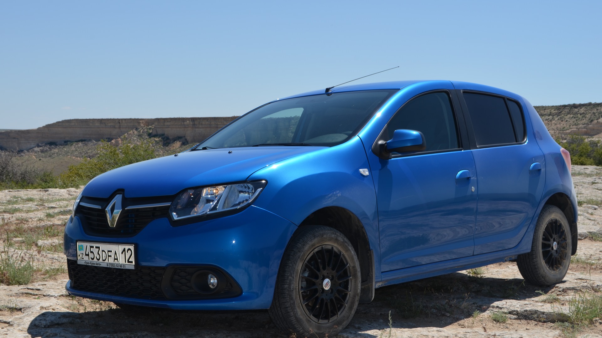 Renault Sandero 2G 1.6 бензиновый 2014 | «Борт-453» на DRIVE2