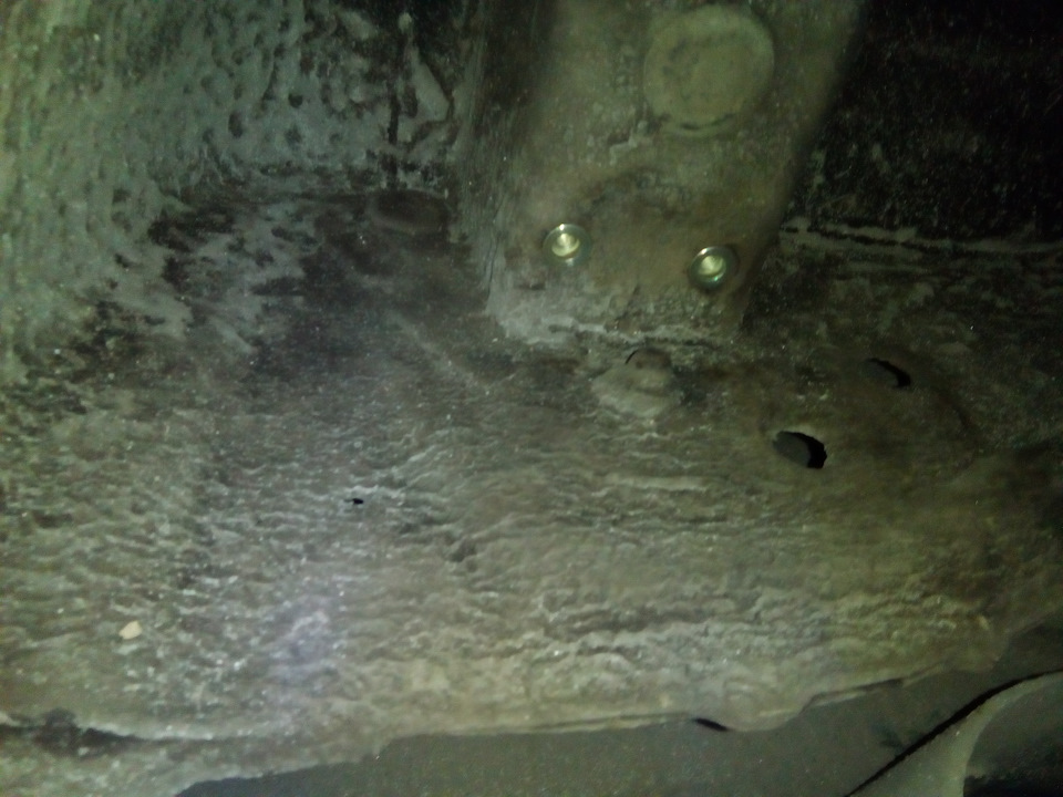 Резьбовые клепки. — Subaru Forester (SJ)