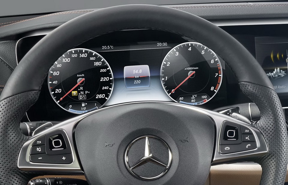 Как снять приборную панель мерседес w 213