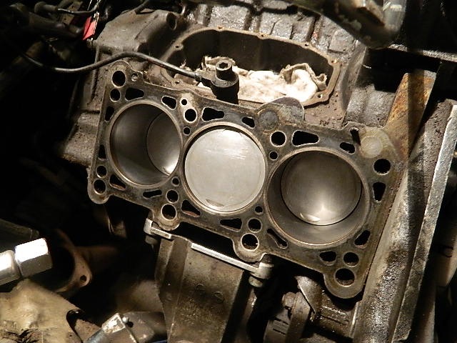 Продолжаем восстановление. Ремонт двигателя. Замена кузовных деталей ...