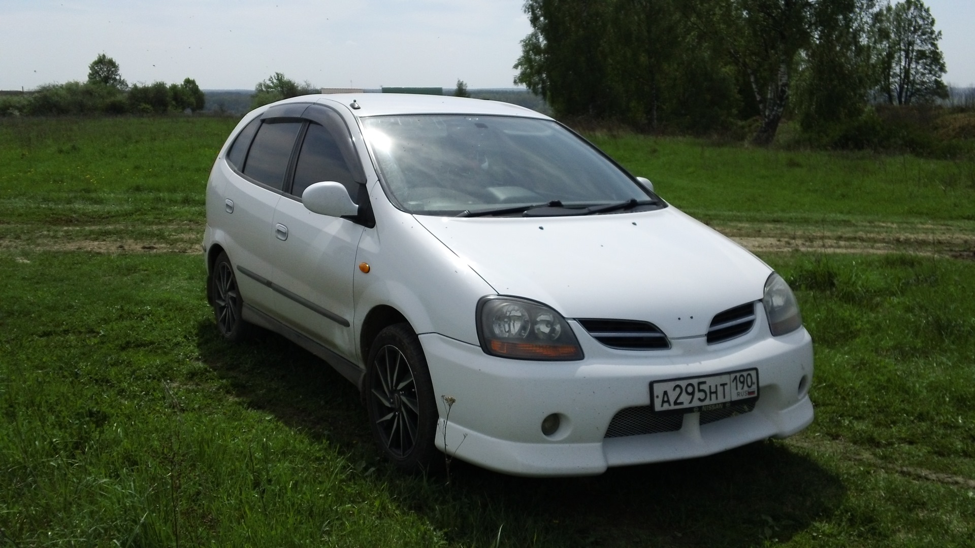 Nissan Tino 2.0 бензиновый 2000 | на DRIVE2