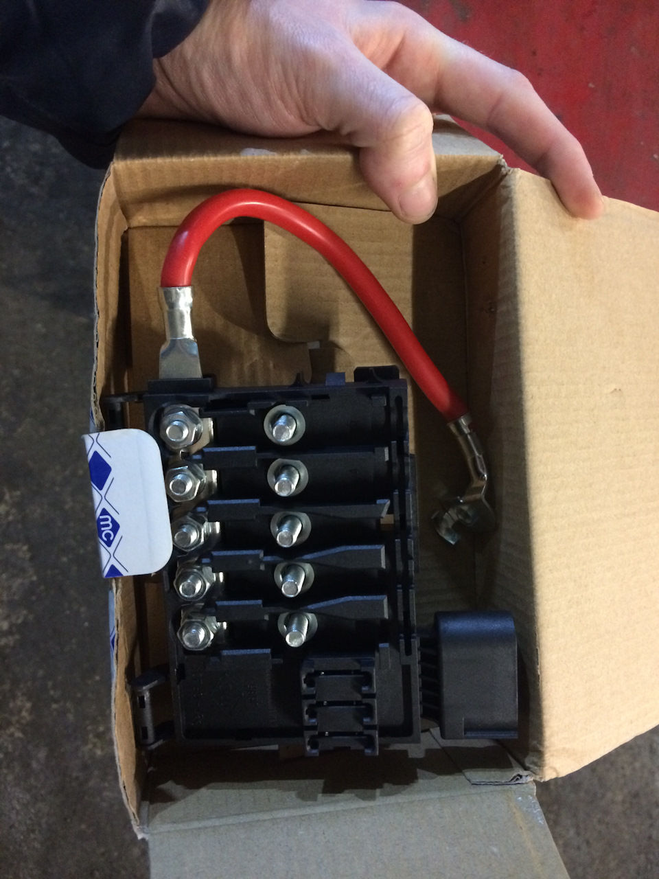 Блок предохранителей, замена. — SEAT Leon (Mk I), 1,9 л, 2000 года ...