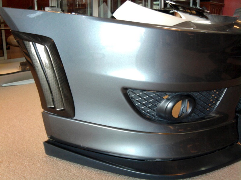 Карбоновые жабры на бампер m5. Жабры на крыло ф10. Сплиттер плавник air trim auto. Декоративные жабры на бампер. Жабры milotec octavia a4.