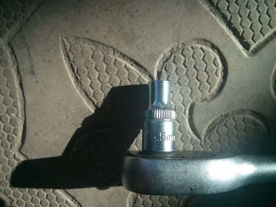 Регулировка дверных замков — Volkswagen Passat Variant (B4), 2 л, 1996 ...