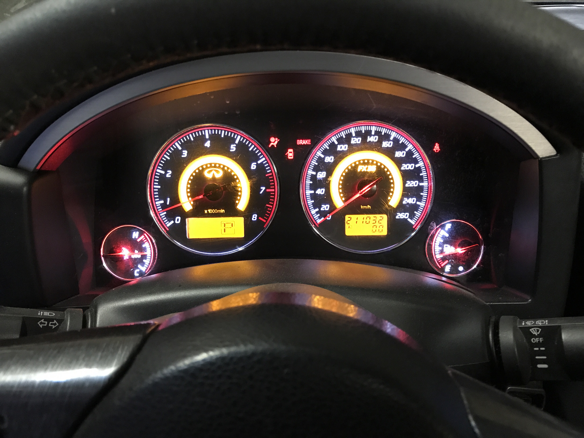 Инфинити фх 35 приборная панель. Fx панель. Приборная панель инфинити fx37. Панель инфинити fx37. Infiniti fx37 приборная панель.