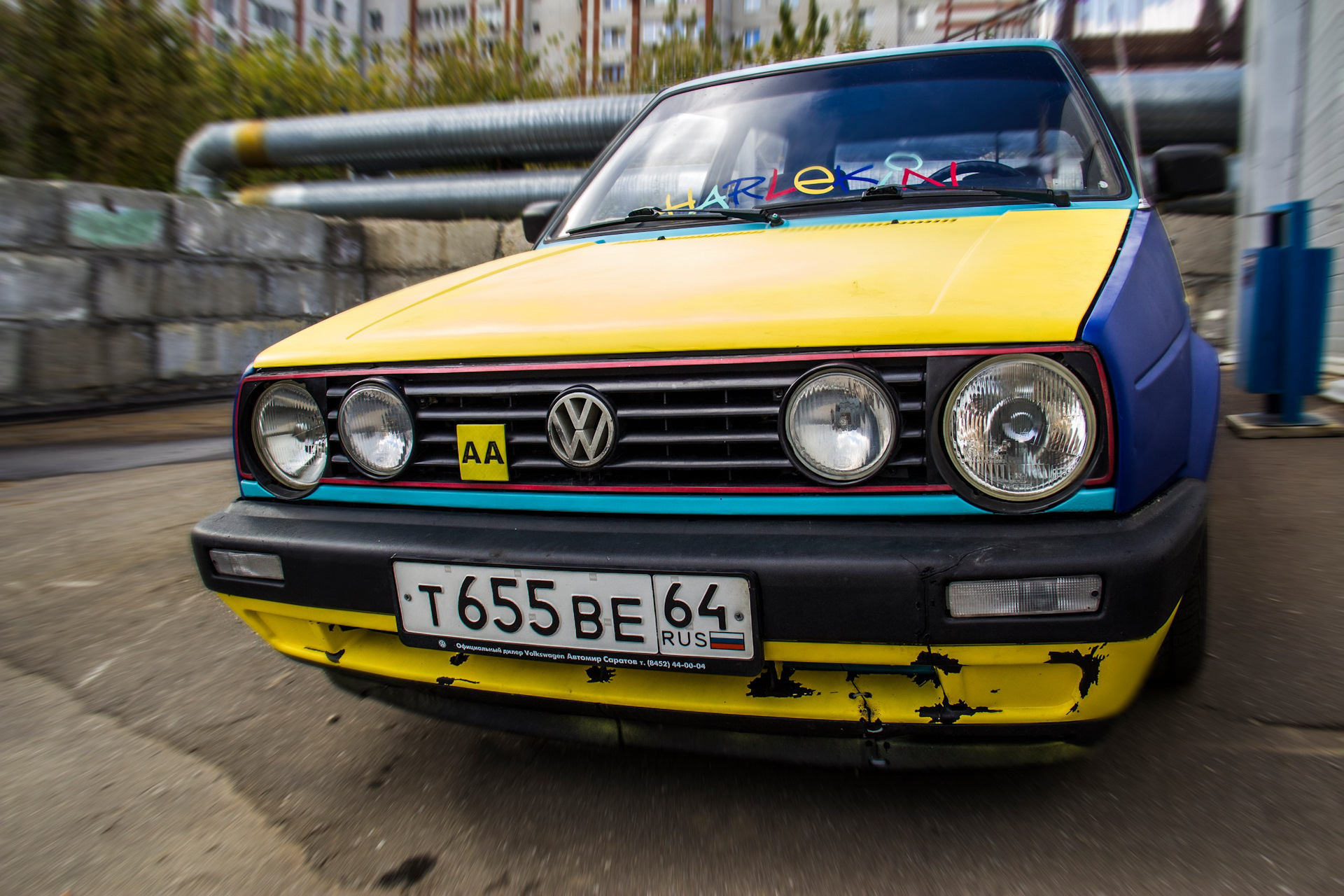 Volkswagen Golf 3 Р¶РµР»С‚С‹Р№