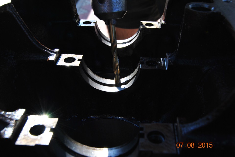 Врезка маслянных форсунок в 11193 блок — Lada 21083, 1,6 л, 2001 года ...