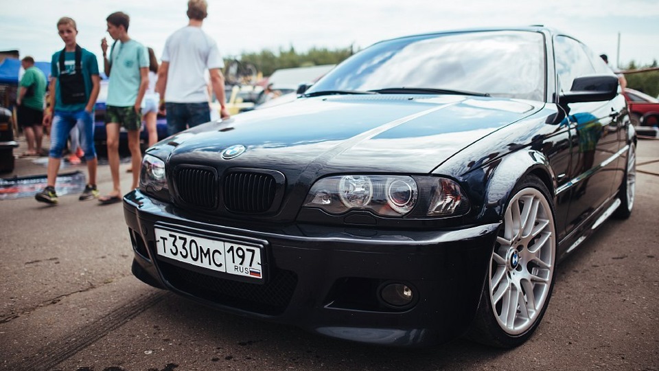 BMW 3 series Coupe баварская девочка