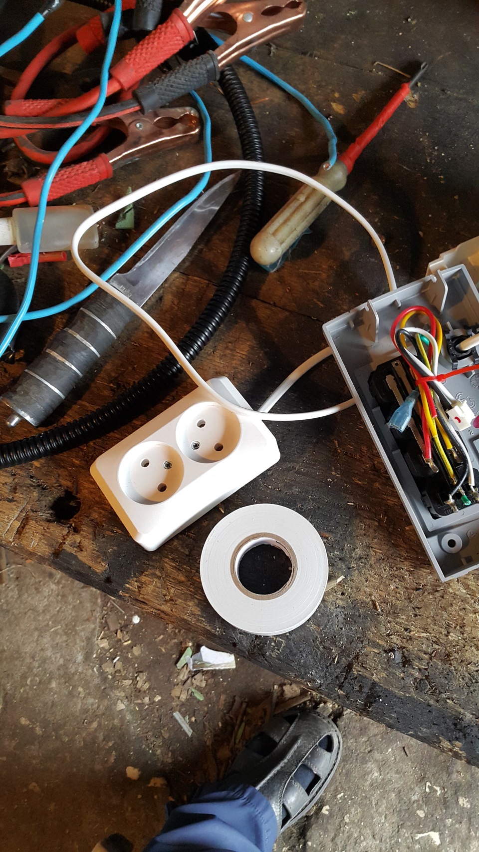 самодельный инвертор 12 в 220 — Mitsubishi Outlander (3G), 2 л, 2014 ...