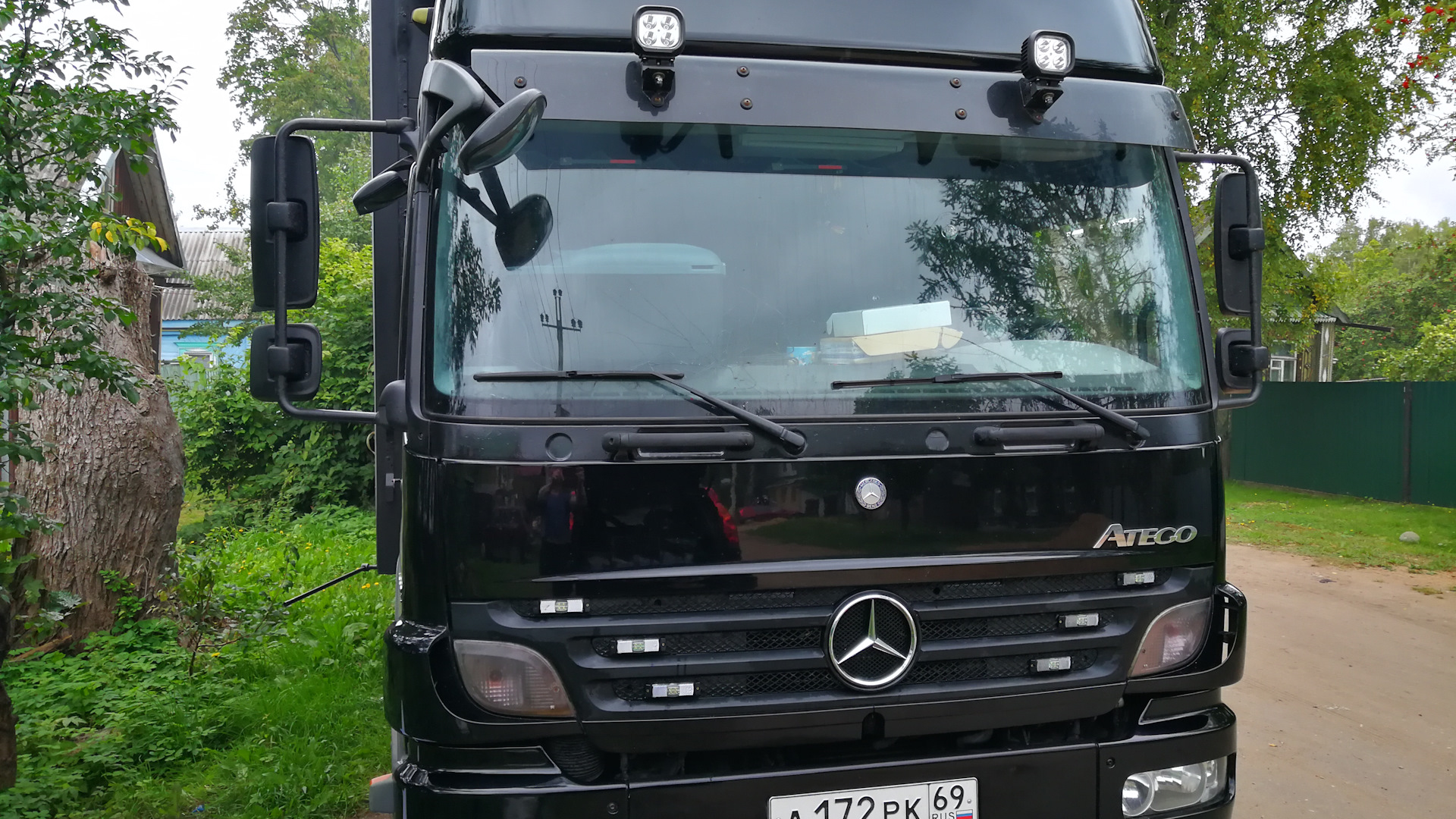 mercedes-benz atego 1218l