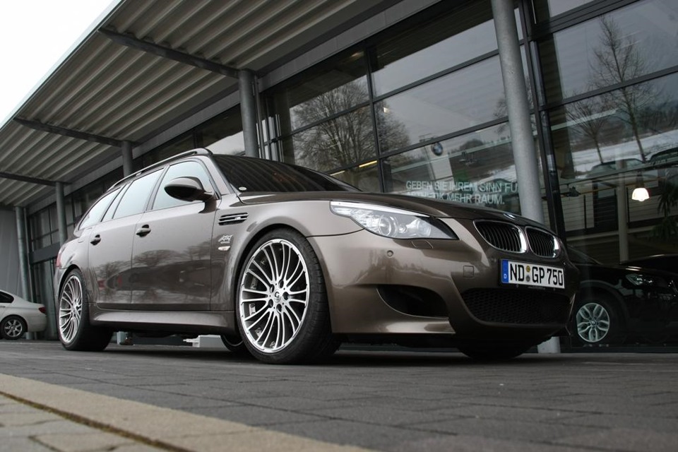 Story from the real owner of BMW 5 series (E60) — just for fun. 