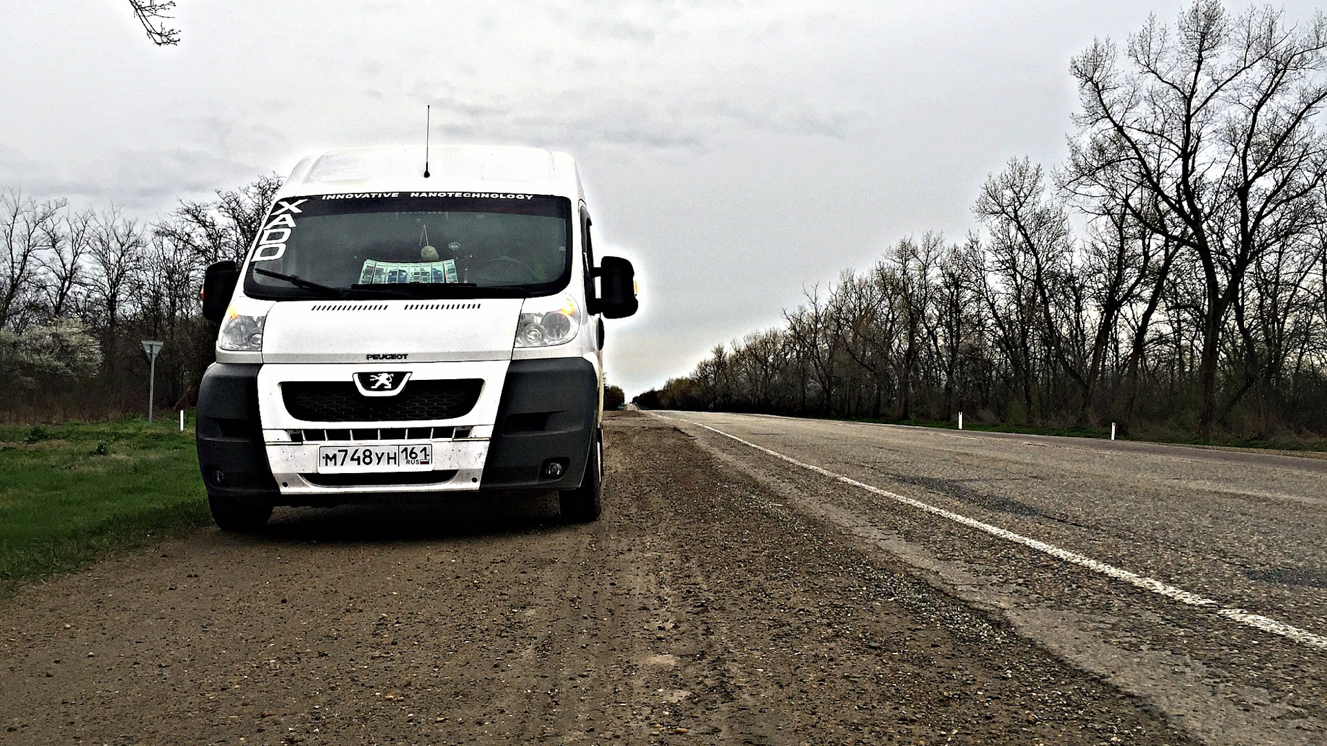 Дизель пежо боксер. Пежо боксер 3 2.2 дизель. Пежо боксер драйв. Peugeot Boxer 2014 тест драйв. Наклейки на Пежо боксер.