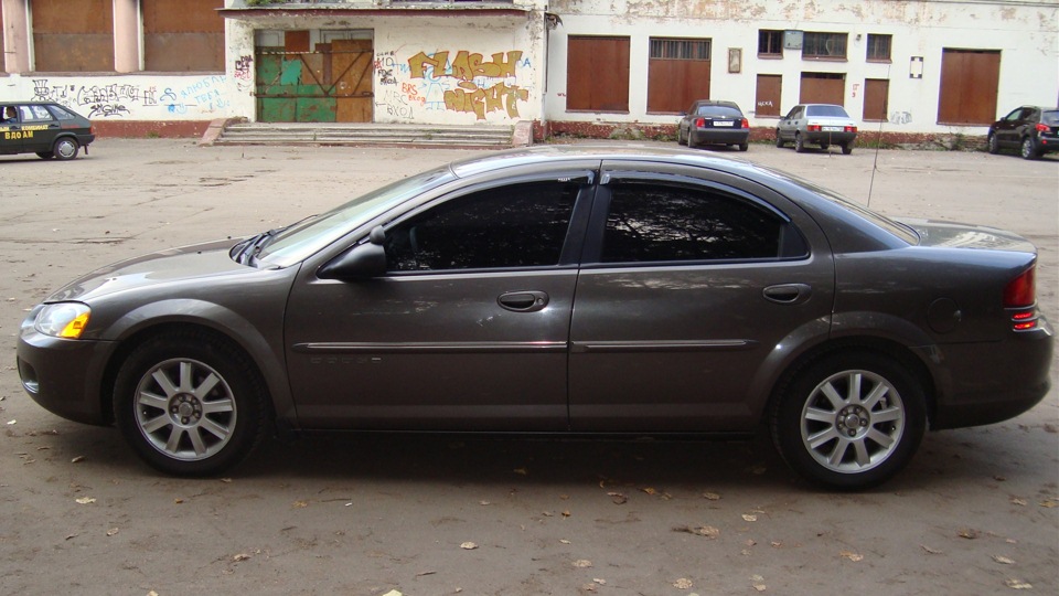 Dodge Stratus — Википедия