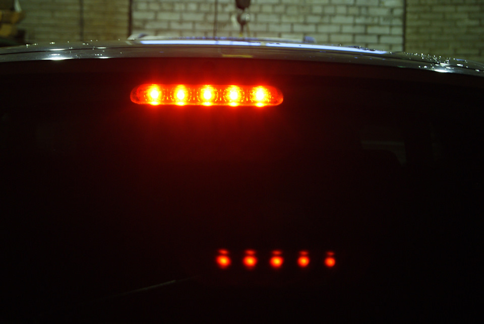 Линзованные светодиоды в дополнительный стоп-сигнал. — DRIVE2