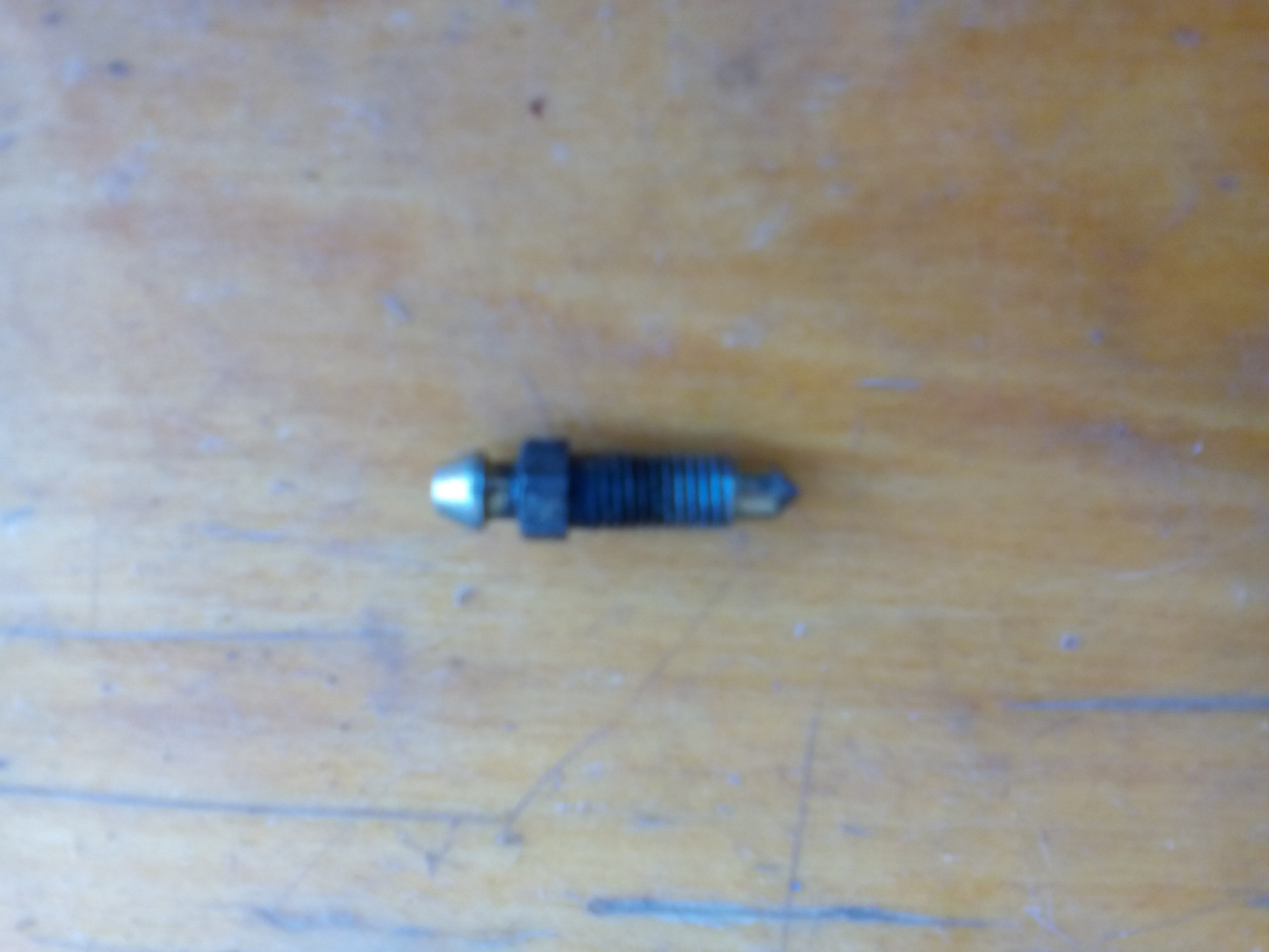 артикул штуцер прокачки опель вектра б. порядок прокачки тормозов шевроле ланос. штуцер прокачной мазда 626. штуцер прокачки пежо 307. ключ для штуцера прокачки тормозов.