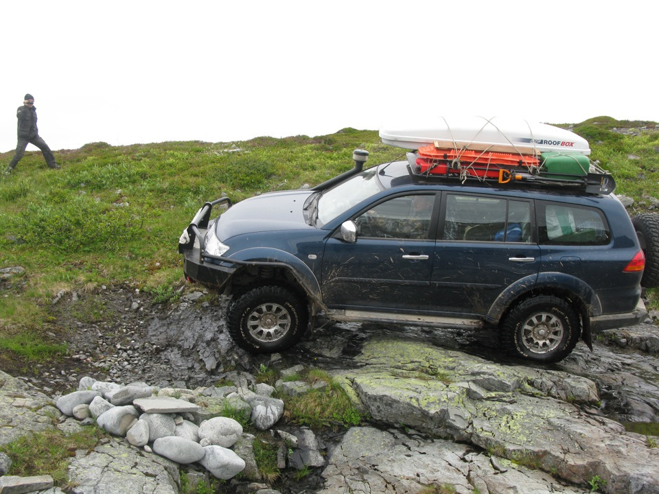 4 — Mitsubishi Pajero Sport (2G)