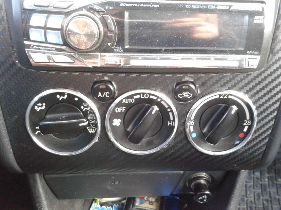 Климат контроль f25. Крутилки климата лансер 9. Климат панель. Блок управления климатом getz. Гетц панель климата.