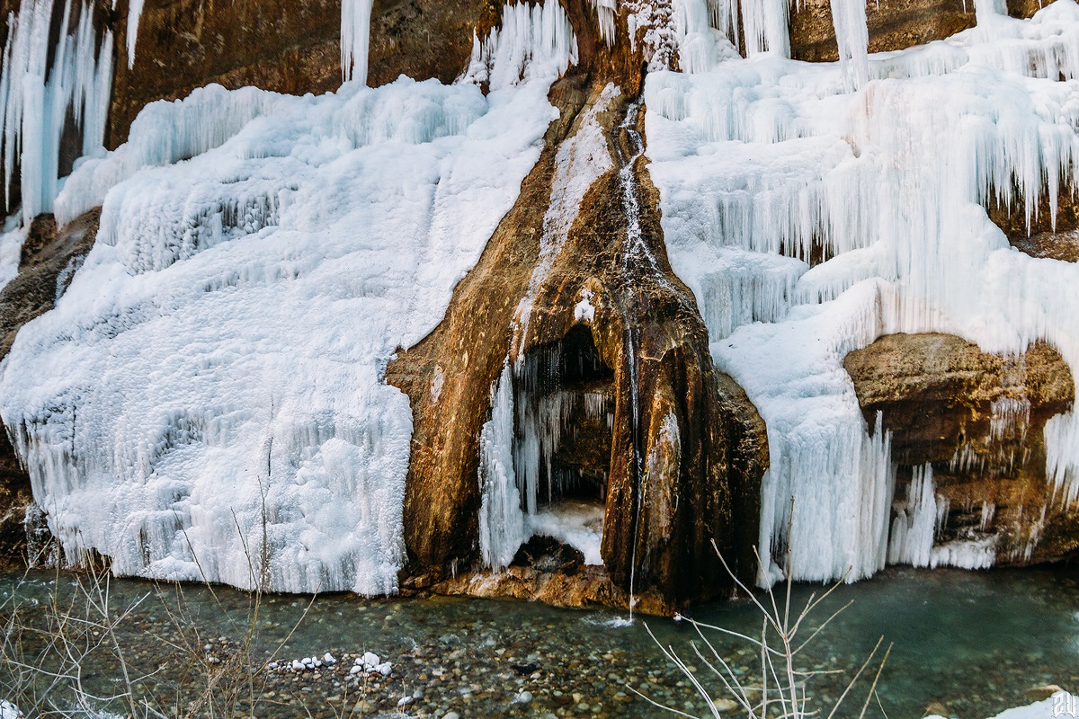 Чегемские водопады зимой фото