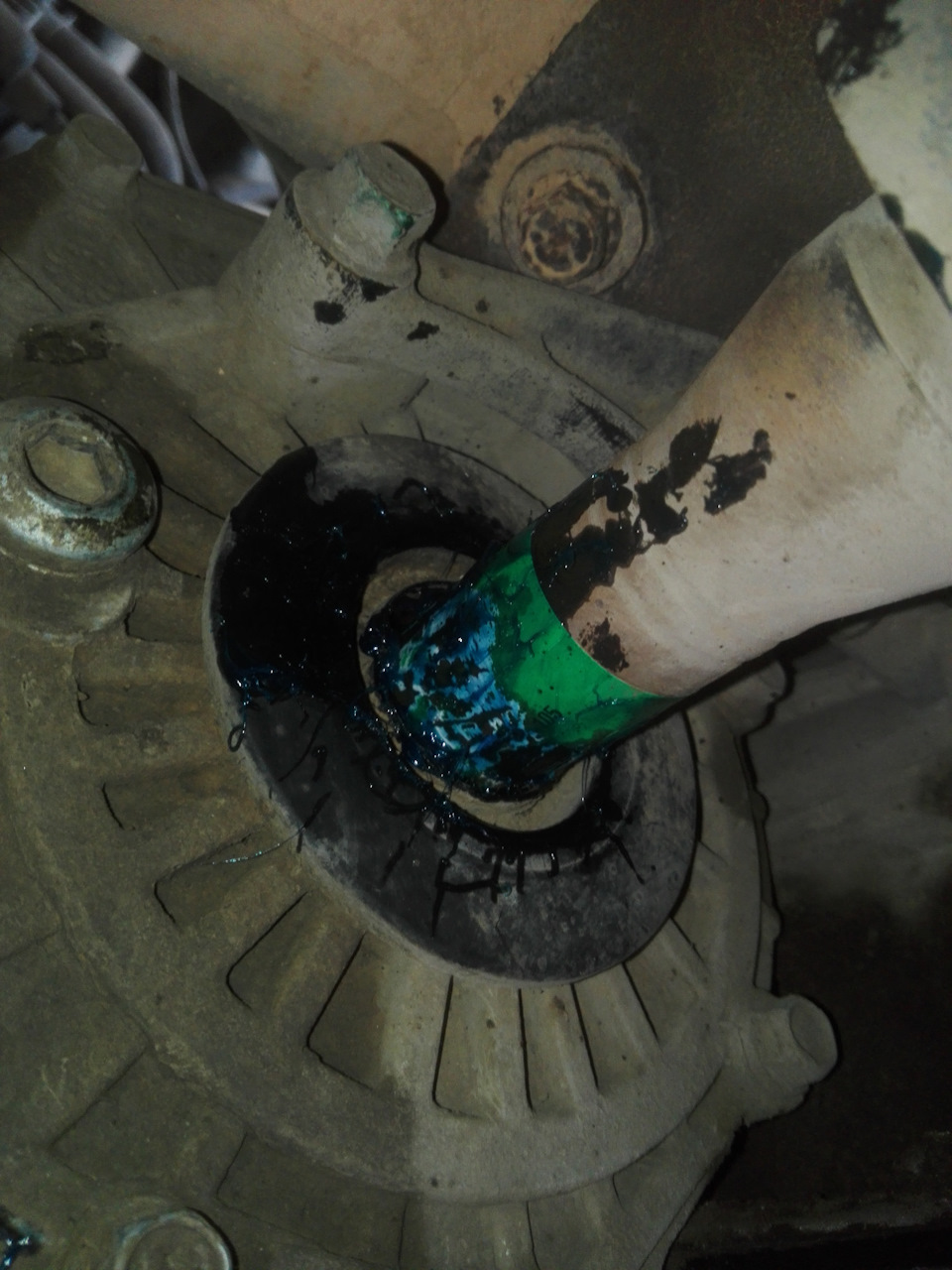 Фото в бортжурнале KIA Sorento (2G)