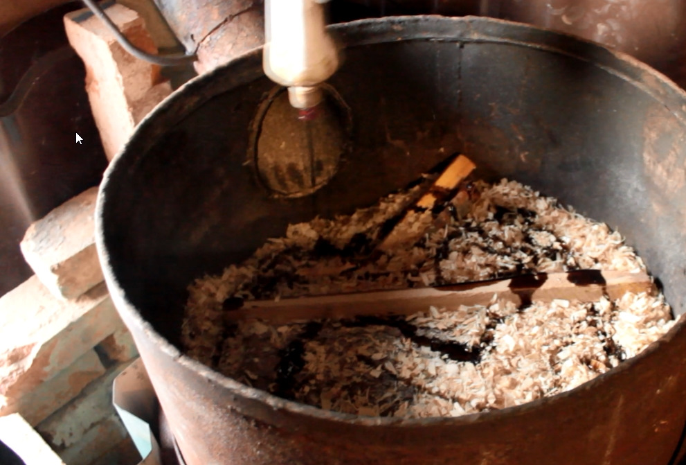 Можно ли топить дсп. Печь топится гранулами пеллетами. Можно ли топить дсп. Горелка светлобор на щепе. Пеллетная горелка в кирпичную печь.