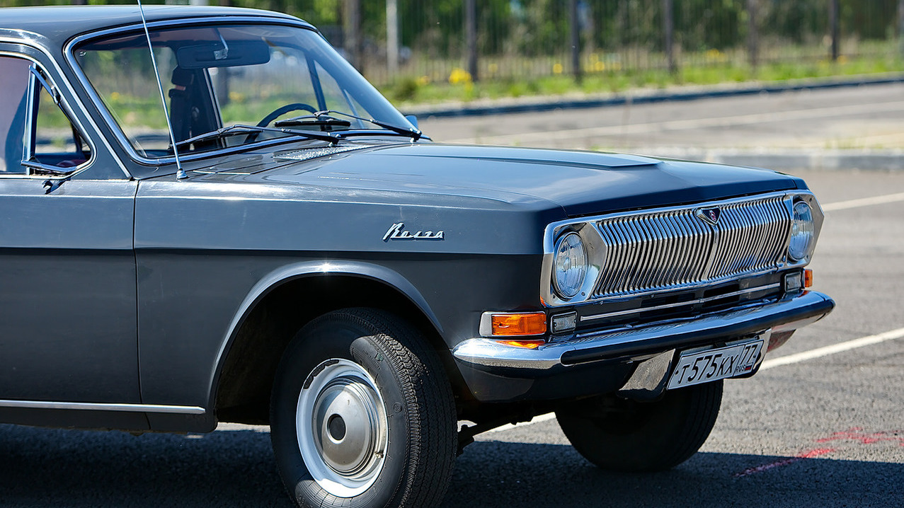 ГАЗ 2401 5.5 бензиновый 1973 | V8 5,5л. 195 л.с. на DRIVE2