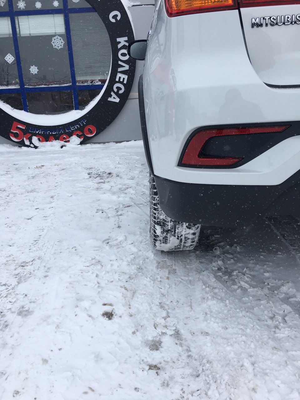 Сразу переобулись в нормальные колеса — Mitsubishi ASX, 2 л, 2017 года ...