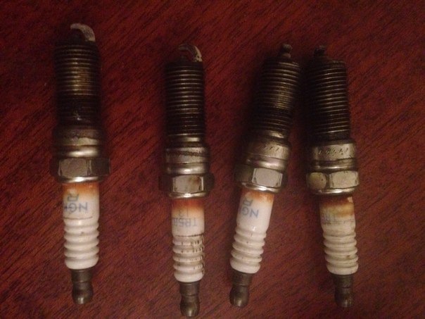 Старые свечи. — Ford Mondeo I