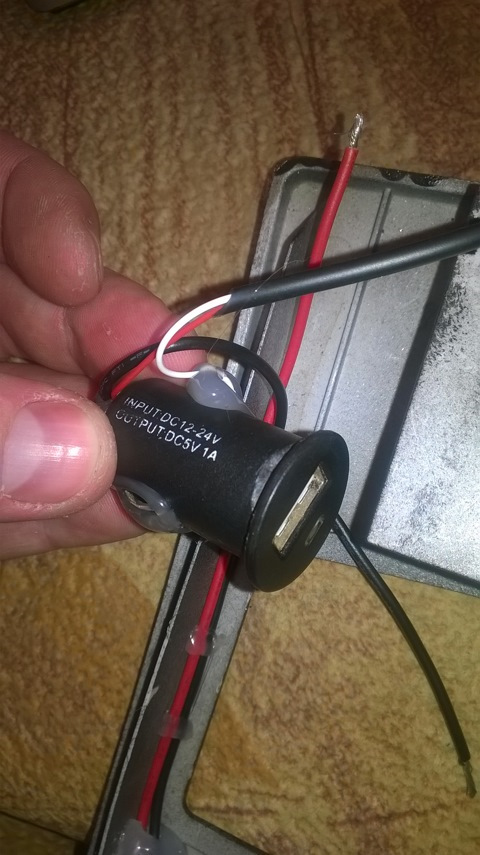 Как запитать регистратор и антирадар от плафона — Lada Приора седан, 1 ...