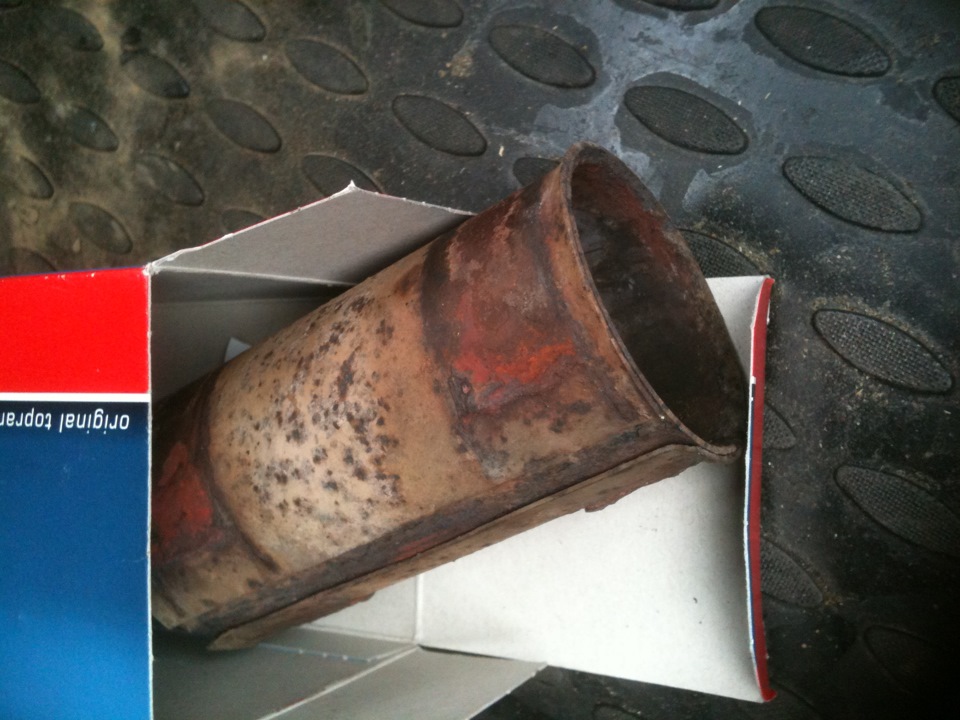 Ремонт глушителя. — Volkswagen Passat B5, 1,8 л, 2004 года | визит на ...