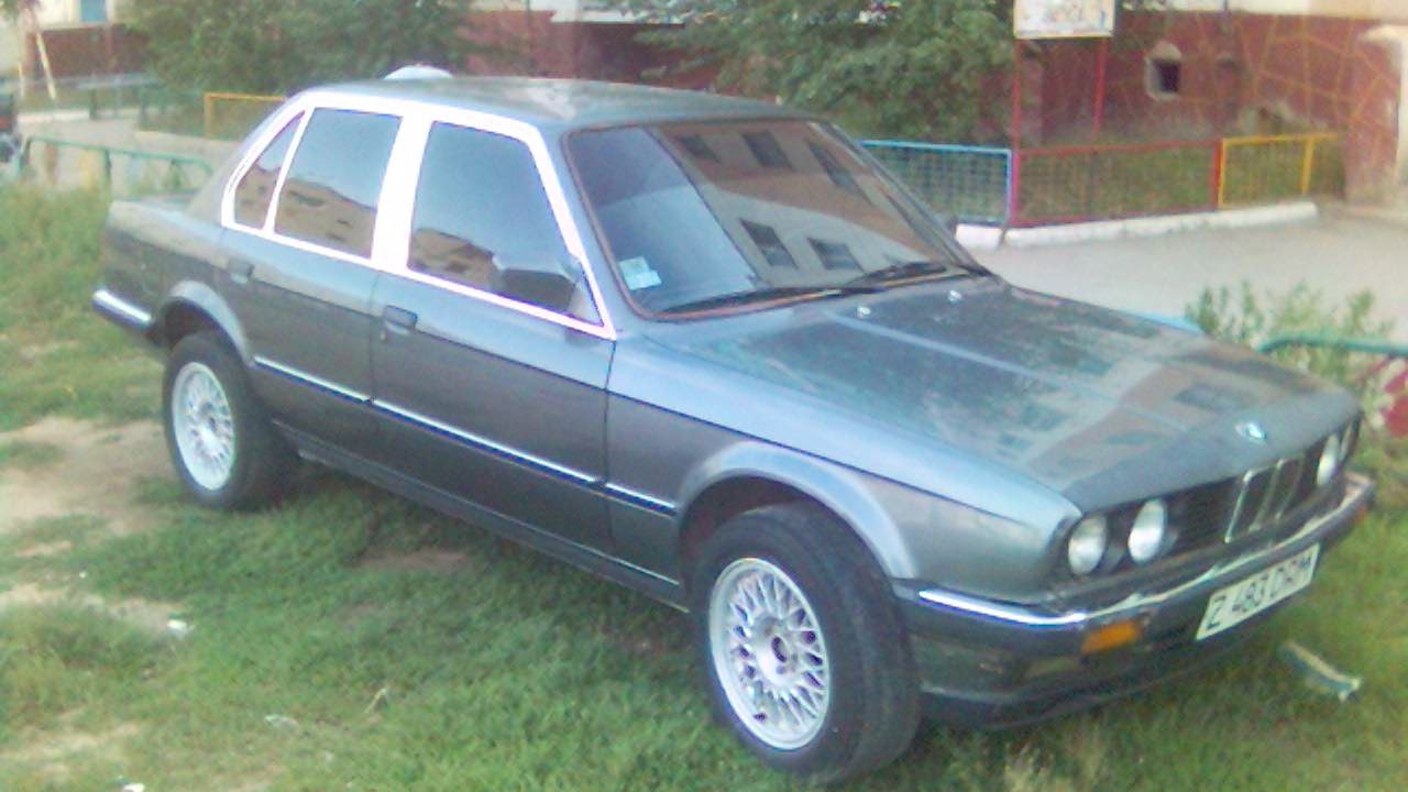 BMW 3 series (E30) 1.8 бензиновый 1985 | Моя первая машина на DRIVE2