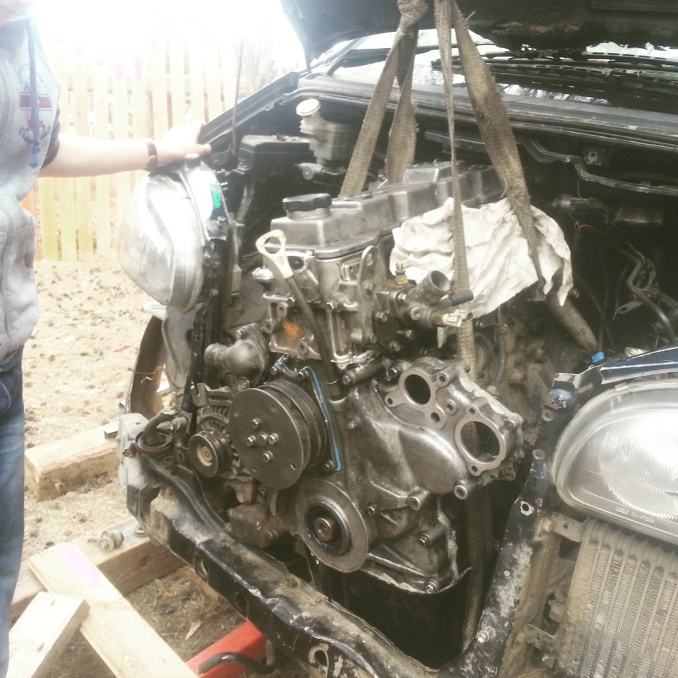 установка двс 4м40 в делику — Mitsubishi Delica (L400), 2,8 л, 1995 ...