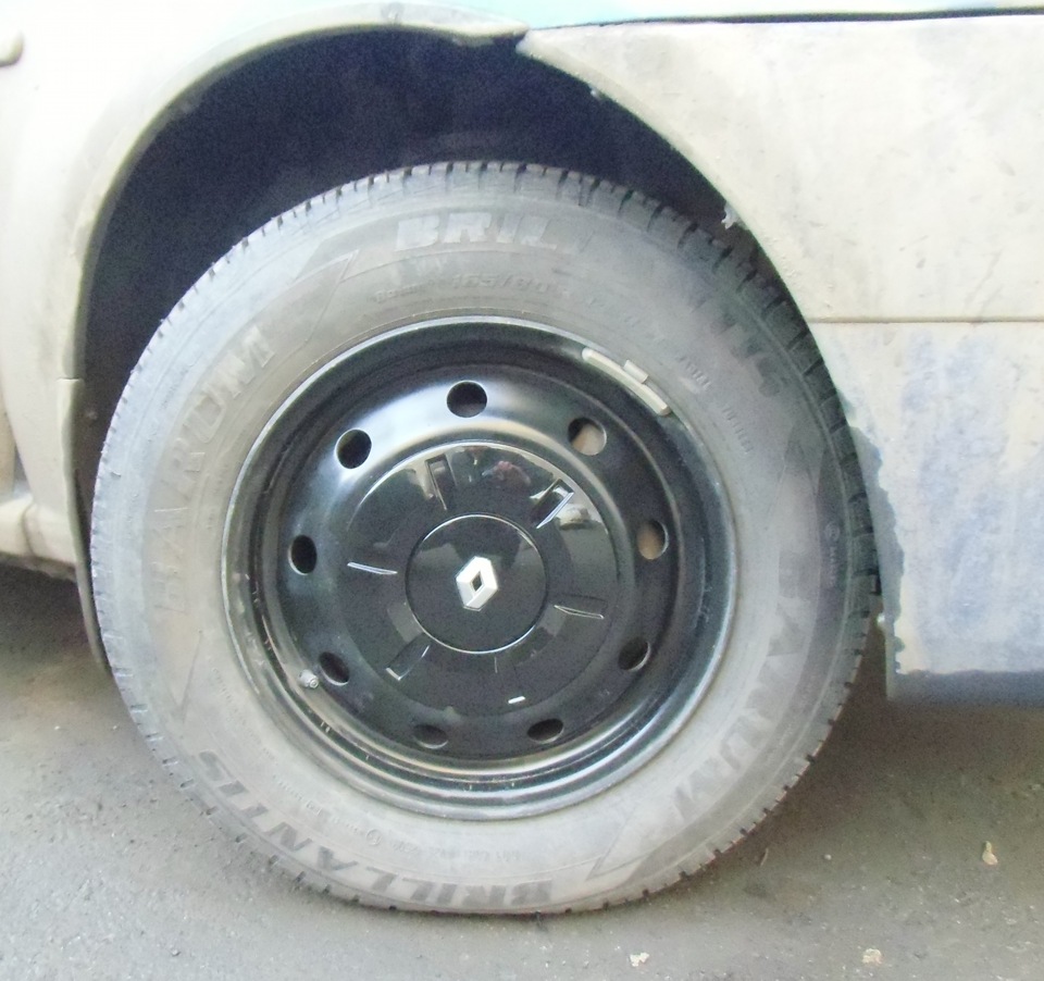 Модные штамповки=) — Renault Logan (1G), 1,4 л, 2006 года | колёсные ...