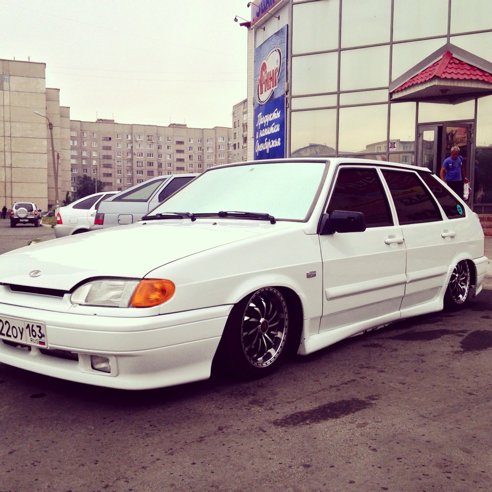 Lada 2114 белая