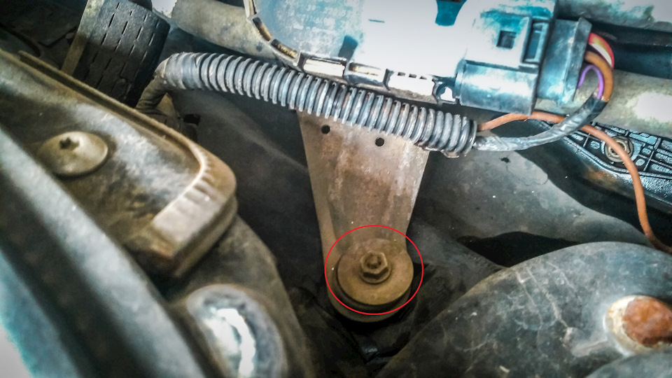 Третье крепление — Skoda Superb Combi (Mk2)