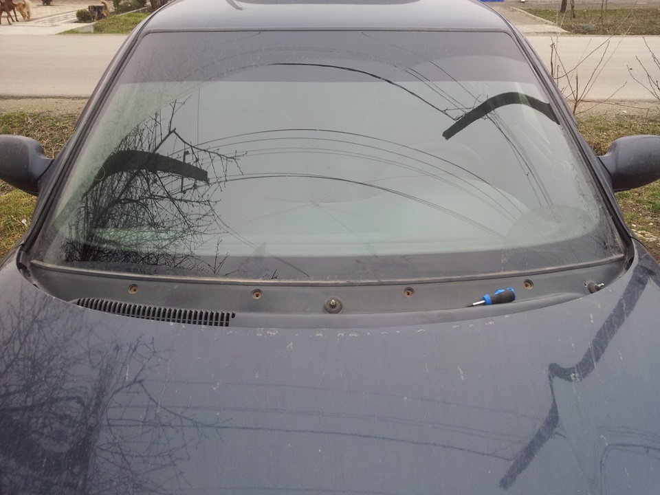 Замена салонного фильтра 2112 — Lada 21124, 1,6 л, 2007 года ...