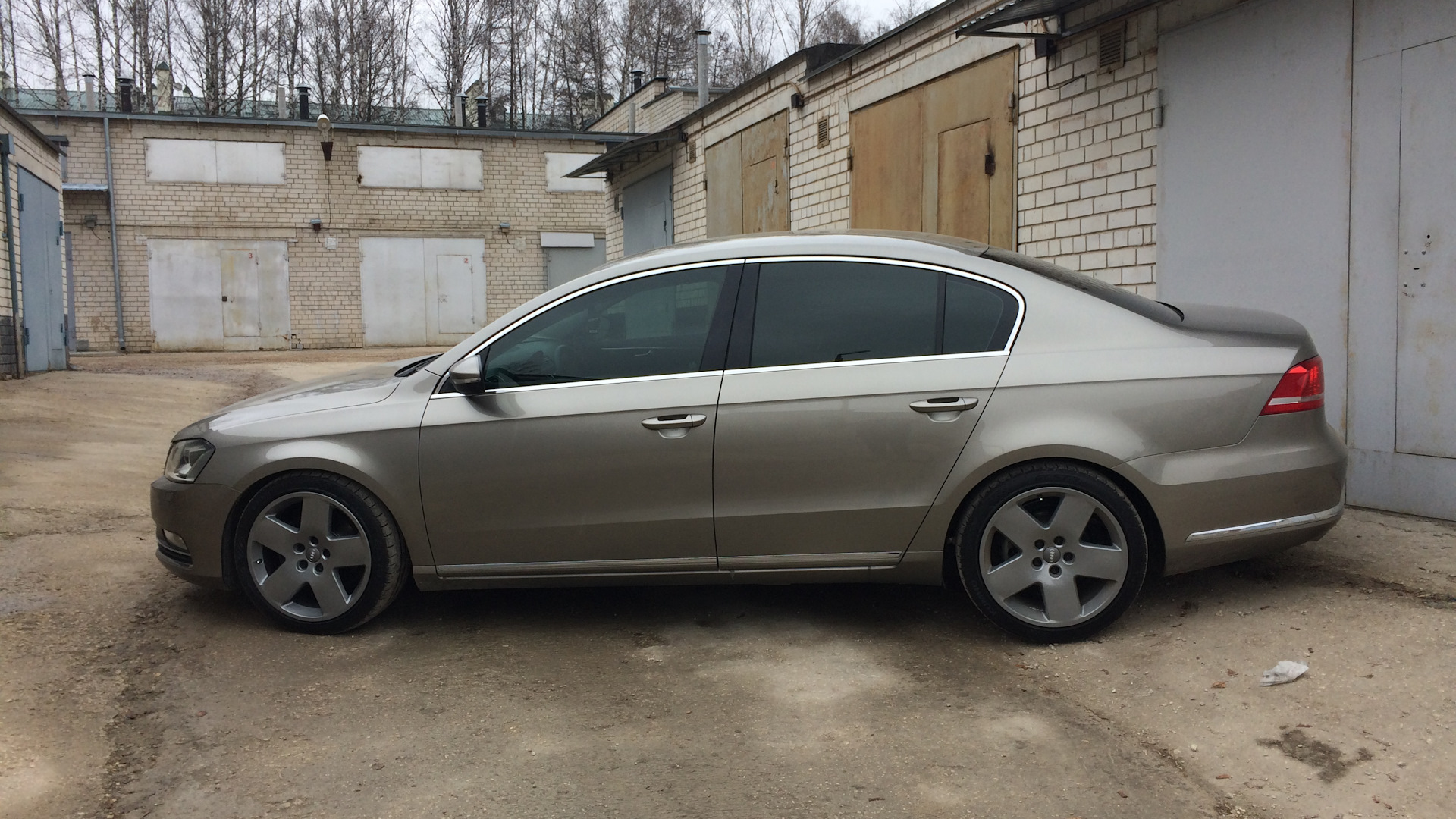 Volkswagen Passat B7 1.8 бензиновый 2012 | на DRIVE2