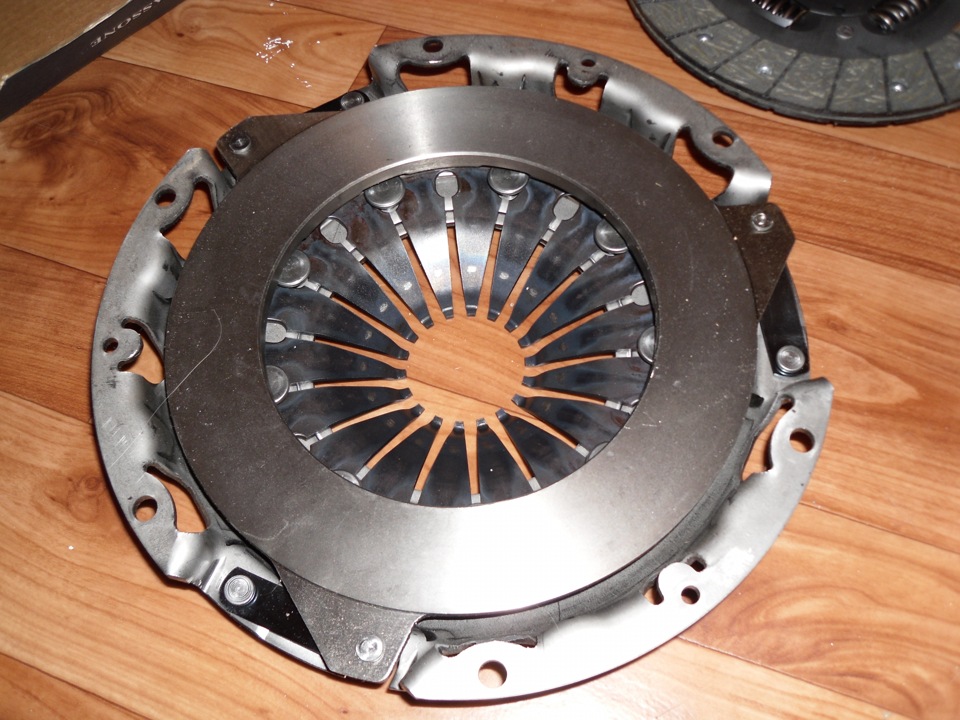 Сцепление м3 clutch max. Сцепление. Сцепление автомобиля. Марки сцепления на ниву шевроле. Лучшее сцепление ваз.