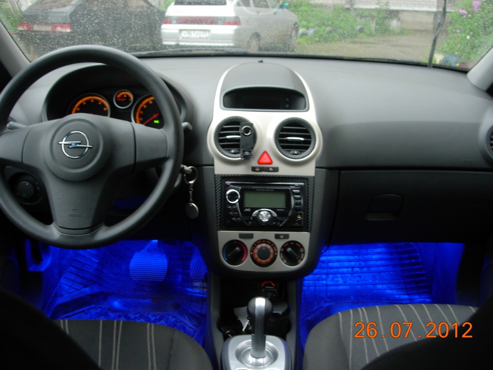 Подсветка ниш — Opel Corsa D, 1,2 л, 2008 года | стайлинг | DRIVE2