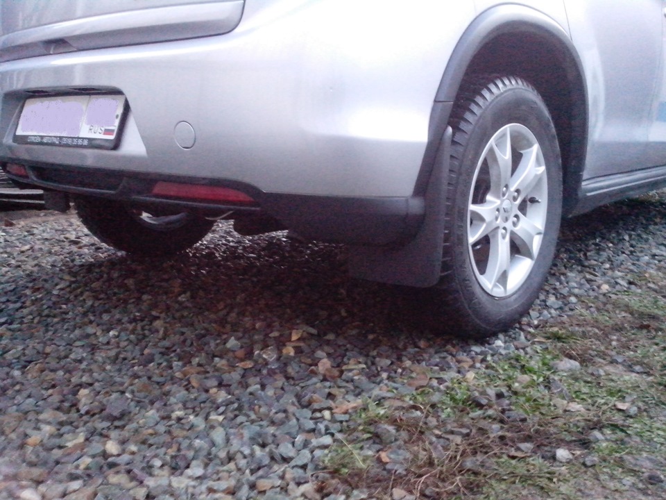 Подрезал задние брызговики. — Citroen C4 Aircross, 1,6 л, 2013 года ...
