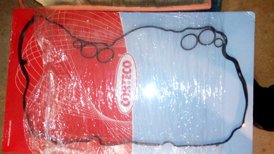 Замена прокладки клапанной крышки на EP6 — Citroen Grand C4 Picasso (1G ...