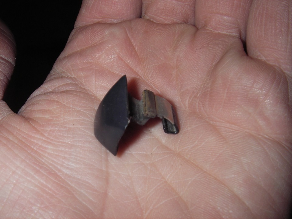 Устранение щелчков панели климата, замена клипс крепления торпедо - Lexus IS II,