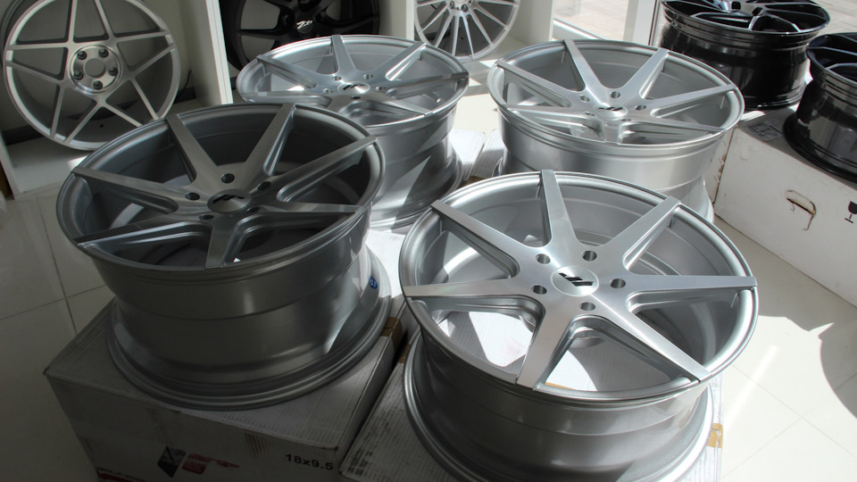 В наличии Japan Racing JR20 для BMW в Wheels Boutique Ukraine — Wheels