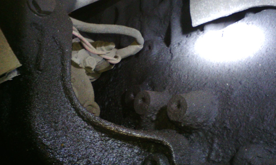 4fccb3cs 960 Как найти течь в машине масла ауди 80