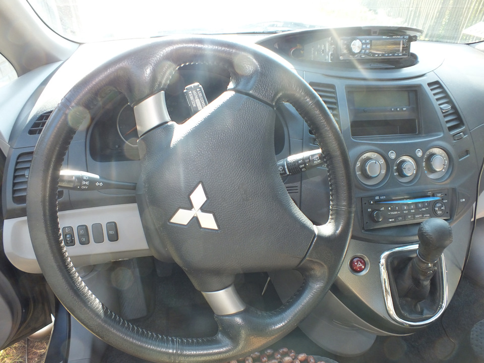   Mitsubishi Grandis 2  2006     DRIVE2